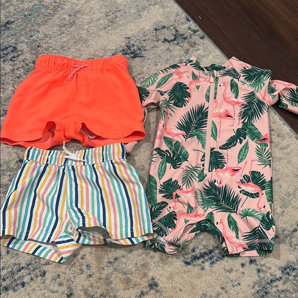 FOUR Old Navy swimsuits - Picture 3 of 8